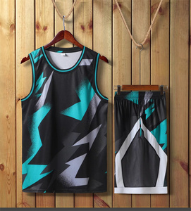 Tenue de sport pour hommes avec logo personnalisé, uniforme de basket-ball OEM, uniforme de basket-ball personnalisé avec logo - Product Image 5