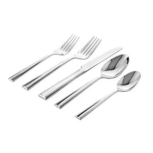 Ensemble de couverts en acier inoxydable haut de gamme, idéal pour une expérience culinaire haut de gamme et des réceptions élégantes - Product Image 5