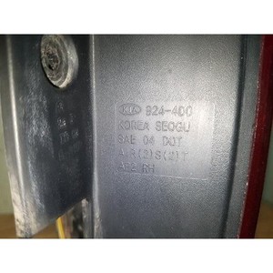 ไฟท้ายรถคาร์นิวัลมือสอง ขวา รุ่น 924024D000 - Product Image 2
