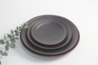 Assiette ronde en mélamine de style japonais, bord bicolore, incassable, assiette de service pour steak Yakiniku, vaisselle en mélamine pour la restauration