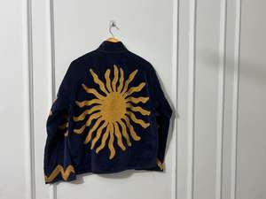 Blouson bomber en velours tricoté brodé Suzani rose, style hippie vintage, manteau chaud d'hiver, motif floral, cadeau pour elle - Product Image 2