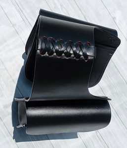 Sac de selle en cuir véritable usiné à la main avec logo personnalisé Sports d'équitation Fournitures équestres Sacs de selle pour sauter Produits pour chevaux - Product Image 3