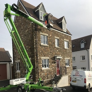 รถกระเช้าบูมลิฟท์แบบพับได้ติดตั้งบนรถพ่วง ยี่ห้อ Cherry Picker Spider รุ่นขายดี - Product Image 4