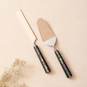 Duo Moderno para Servir Postres – Cortador y Servidor de Pastel Premium para una Presentación Elegante - Product Image 6