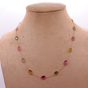 สร้อยคอพลอยทัวร์มาลีนธรรมชาติหลายสี ขายส่ง ตัวเรือนทองคำแท้ 18k ทรงเหลี่ยม งานแฮนด์เมดสไตล์วินเทจ ของขวัญแต่งงาน - Product Image 1