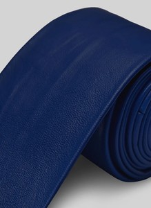 Corbata de Cuero con Rayas en Relieve para Hombre, Corte Slim Fit, PU Suave, Diseño Clásico, Multifuncional, para Eventos Formales y de Negocios - Product Image 3