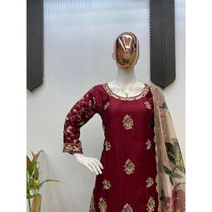 Salwar Kameez de Seda de Diseño para Fiestas, Top y Pantalón con Dupatta, Elegante Ropa de Fiesta - Product Image 3