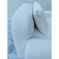 Canapé simple moderne en U avec coussins de dossier amovibles et revêtement en tissu doux pour salon ou studio