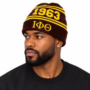 หมวกไหมพรม Iota Phi Theta สีน้ำตาลทอง ปี 1963 สำหรับผู้ชาย หมวกบีนนี่แบบมีขอบ ป้องกันความหนาว ลายตัวอักษร ผ้าถักนุ่ม ยืดหยุ่นได้ - Product Image 1