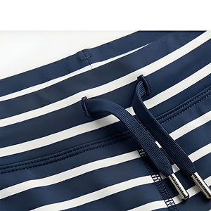 Short de bain durable pour femme, idéal pour le multisport, avec tissu extensible doux au toucher, écologique, pour le surf et le kayak - Product Image 3