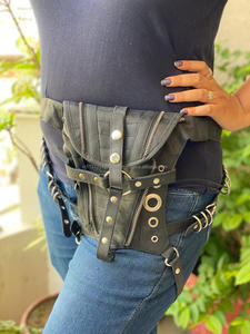 Cinturón de cuero con bolsillo para motorista, Unisex - Product Image 2