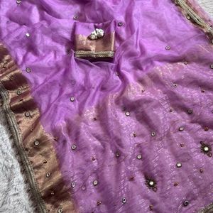 Sari Ghungroo de Seda Suave de Moda con Palu Khatali con Espejos Auténticos Hechos a Mano y Blusa Ghungroo a Juego - Product Image 5