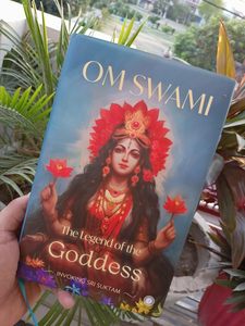 ตำนานเทพธิดาออมสวามี โดยออมสวามี หนังสือปกอ่อนภาษาอังกฤษ หนังสือขายดี นิยายจิตวิญญาณ - Product Image 3