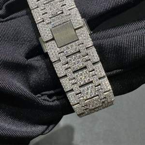 Reloj Unisex de Moissanita Helada Más Vendido, 40mm, Aleación, Fecha Automática, Diamante Incoloro de Alta Calidad, Estilo de Negocios, Venta al por Mayor - Product Image 6