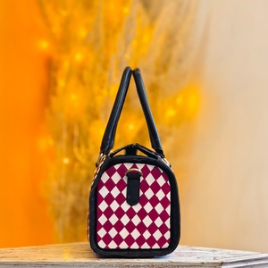 Bolsa de Viaje de Piel Auténtica Venus Leathers, Ligera, con Cierre y Patrón de Letras, de Poliéster, para Mujeres y Niñas, para Compras - Product Image 2