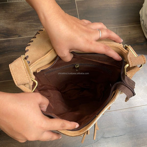 กระเป๋าหนังวัวและพู่พาดลำตัวขนาดใหญ่กระเป๋าหนังกลับแท้สำหรับผู้หญิงกระเป๋าถือหนังตะวันตกขายส่ง - Product Image 5