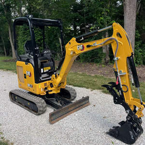 Mini-excavatrice sur chenilles CAT 301.7 CR de 1,8 tonnes, modèle 2022, disponible à prix d'usine. - Product Image 6
