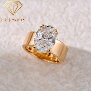 Anillo de compromiso de lujo chapado en oro de 18 quilates con diamante ovalado cultivado en laboratorio de banda ancha y 4 puntas, con piedra lateral de 5 quilates. - Product Image 3