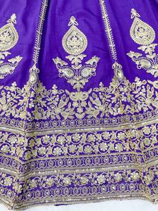 Conjunto de Lehenga Choli Bordado en Morado, Traje de Boda Pakistaní de Bollywood para Mujer, Ropa para Fiestas y Festivales - Product Image 6