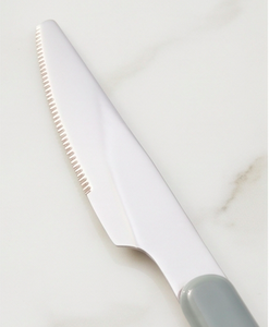 Ensemble de couverts élégants en argent avec manche en résine grise, vaisselle élégante pour les dîners modernes, les mariages, les restaurants et l'usage domestique - Product Image 2