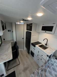 Wholesale Cheap Price Lightweight <b>Small</b> Tear Drop Camper Trailer Australian Standard Mini Off Road Teardrop Caravan - Product Image 3