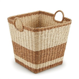 Panier de rangement en jonc de mer durable et écologique avec poignées, idéal pour la cuisine dans les maisons soucieuses de l'environnement - Product Image 1