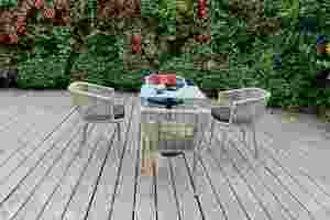 Mesa de Exterior Moderna con Detalles de Cuerda y Estructura de Madera Maciza - Product Image 2