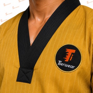 Uniforme de Taekwondo Premium Dobok en Coton et Polyester Respirant, Tenue d'Entraînement Légère et Durable, Col en V, Logo Personnalisé, OEM - Product Image 6
