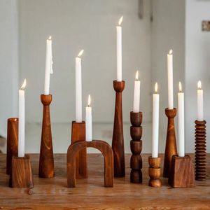Support de bougie artisanal en bois massif, centre de table rustique décoratif pour la maison, le salon, les mariages et les fêtes - Product Image 5