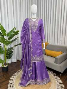 Ensemble de costume palazzo de créateur en soie, tenue ethnique élégante avec haut et palazzo, et dupatta - Product Image 3