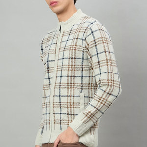 เสื้อกอล์ฟผู้ชายทรงสลิมฟิต คอเต่าแบบซิป ลายพิมพ์ ผ้าฟลีซ 100% เป็นมิตรกับสิ่งแวดล้อม เสื้อกันหนาวสไตล์สปอร์ตสำหรับฤดูหนาว - Product Image 3