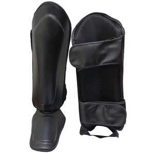 Espinilleras Protectoras de Fútbol con Logotipo Personalizado, Espinilleras de Entrenamiento de Kickboxing, Espinilleras de Artes Marciales de Alta Elasticidad - Product Image 5