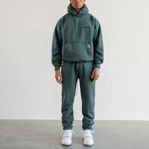 Traje de chándal de alta calidad para hombre y mujer, conjunto de dos piezas para correr, trajes de chándal de diseño de gran tamaño, ropa de calle unisex, en paquistaní, OEM - Product Image 4