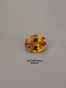 Zafiro amarillo cultivado en laboratorio, piedra preciosa suelta de alta calidad, forma ovalada, claridad brillante, piedra facetada para la fabricación de joyas. - Product Image 3