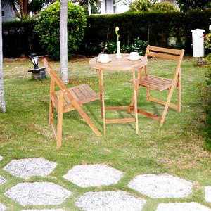 Table ronde en bois conçue avec des bords arrondis et une distribution de poids uniforme pour améliorer la stabilité et la sécurité de l'utilisation quotidienne - Product Image 6