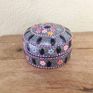 Caja de Regalo con Cuentas y Espejo, con Diferentes Diseños, Fácil de Transportar, Caja de Metal Decorativa para Pastillas, Recuerdo Duradero - Product Image 4