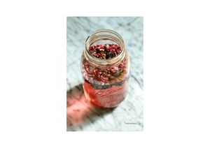 Vietnamese <b>Dried</b> Rose <b>Petals</b> Natural Fragrant Organic Herbal Infusion Tea High Grade - Product Image 3