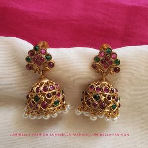 Vintage Gold Plated Pearl Drop Stud Earrings for Party - Product Image 1