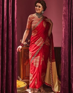 KV Women's Cotton <b>Red</b> Embellished Designer Saree With Unstitched <b>Blouse</b> - Product Image 3