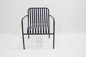 Nueva Silla de Comedor Moderna y Resistente con Respaldo Hueco de Plástico para Hogar, Oficina, Sala de Estar, Cafeterías - Muebles para el Hogar - Product Image 4