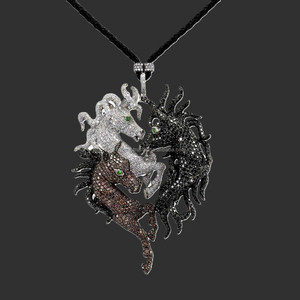 Pendentif Cheval en Moissanite Taille Brillant avec Monture Personnalisée Or Rose et Or Jaune - Bijoux Hip Hop Bling-Bling pour Femme Chrétienne - Product Image 3
