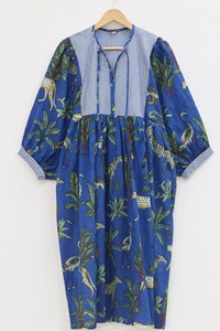 Robe longue bleue à imprimé tropical pour femme, col en V, coupe ample, style bohème, manches bouffantes trois quarts, robe décontractée d'été - Product Image 2
