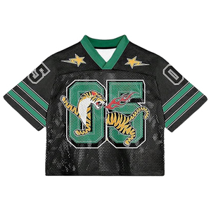 เสื้อฟุตบอลตาข่าย OEM คอวี ทรงโอเวอร์ไซส์ สำหรับผู้ชายและผู้หญิง สไตล์เรโทร พิมพ์ลายดิจิตอลแบบระเหิด  รับสกรีนโลโก้ หมายเลข และชื่อ - Product Image 1