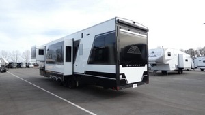 Nuevo Grand Design Momentum G-Class 325G 2026 - Product Image 3