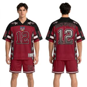 Ensemble short et maillot de sport pour homme, coupe ajustée, haute élasticité, motif géométrique vif, sublimation, couleur rouge bordeaux - Product Image 1