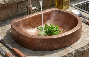 Lavabo de salle de bain rectangulaire en cuivre fait main, design rustique, finition polie et brossée, à poser sur comptoir - Product Image 4