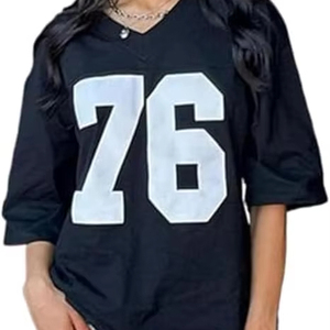 Camisetas Oversize de Fútbol para Mujer con Estampado Gráfico de Número, Cuello en V, Manga Corta, Estilo Estético, Camiseta de Verano, Ropa Urbana - Product Image 1