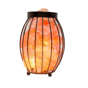 Lampe en sel de l'Himalaya avec cadre en métal sculpté à la main, lampe décorative en sel de roche écologique - Product Image 6