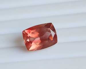 Piedra del Sol de Oregón Roja Cobreada de Calidad Premium Natural, Gemas Sueltas con Corte Facetado para Joyería, Disponible a Precio de Mayoreo. - Product Image 1