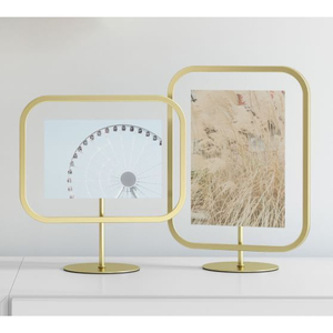 Modern <b>Round</b> Floating Photo <b>Frame</b> Luxury Gold Circular Metal Picture Display With Double Sided Glass for Desktop And Wall Mount - Product Image 6